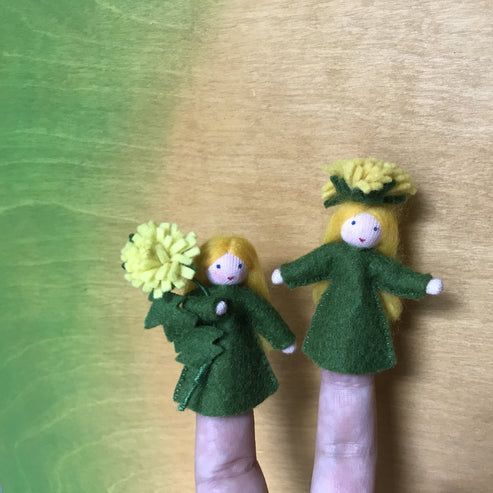 Ambrosius Dandelion Finger Puppet