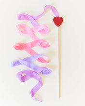 Load image into Gallery viewer, Sarah&#39;s Silks Streamers - Star and Heart
